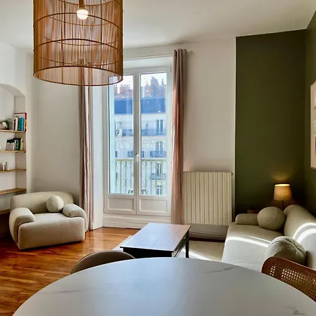 2 Chambres, Parking Privé, Gare à 5 Min Appartement Grenoble